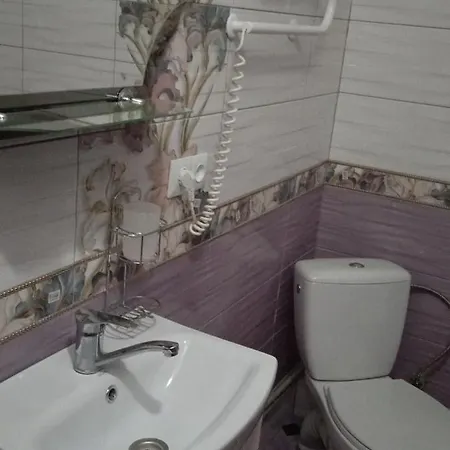 у марка Apartment *