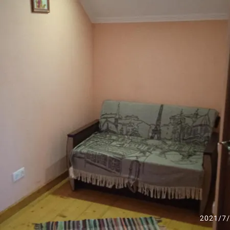 у марка Apartment